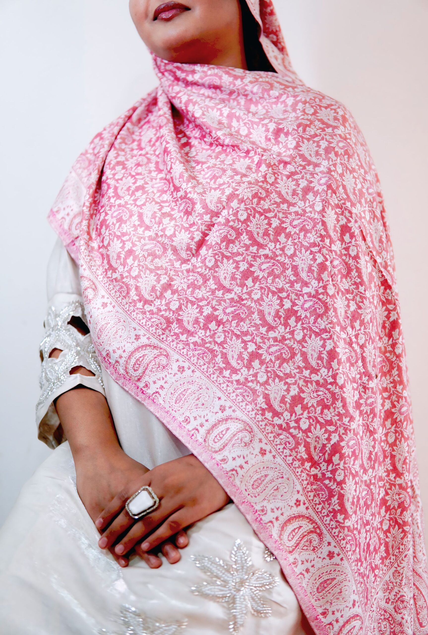 Pashmina Gulabo