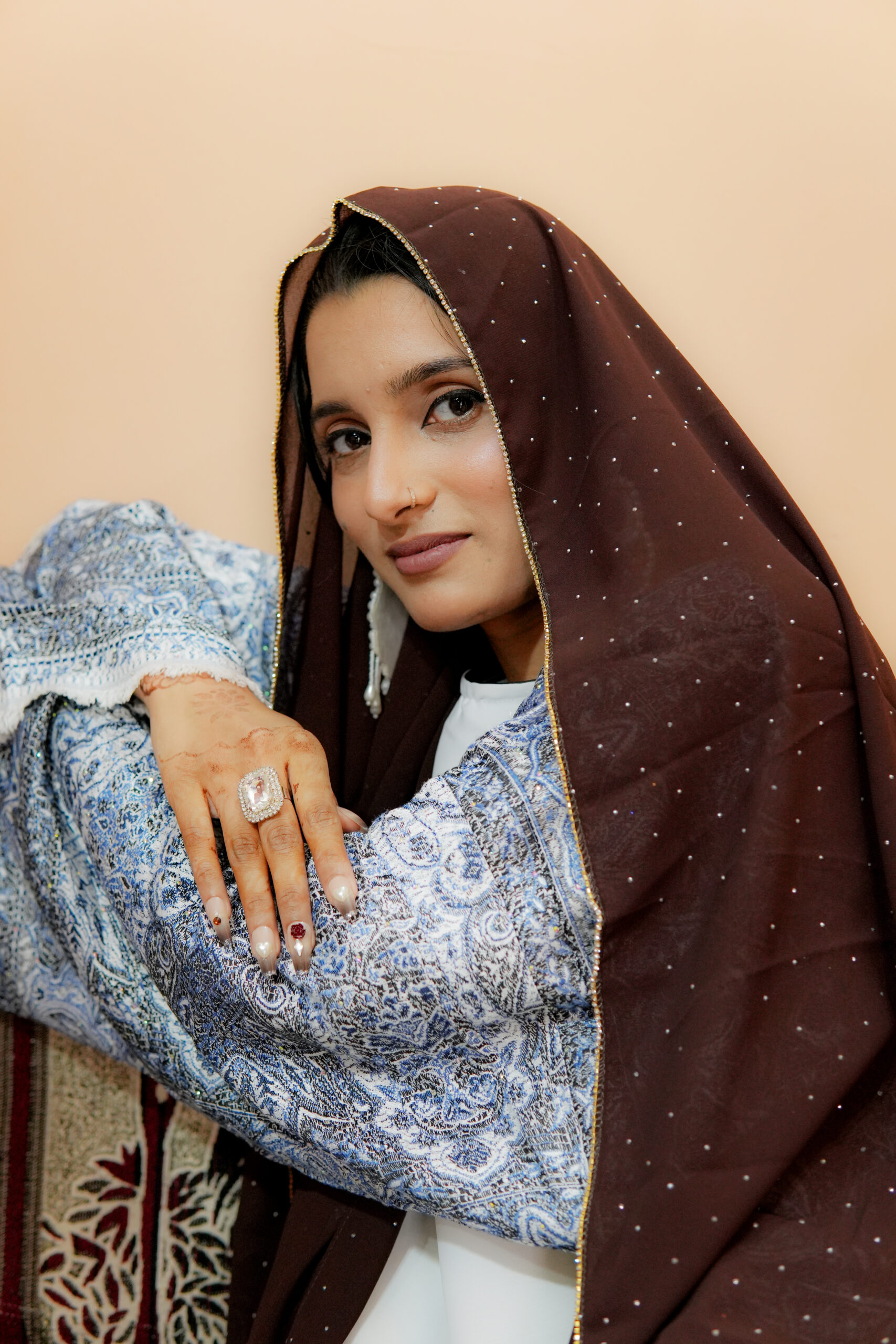 Rhinestone Hijab – Soft Brown