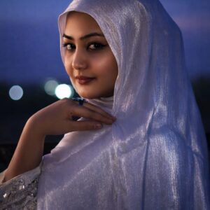 Luxe Shimmer Hijab – Moonlight Silver